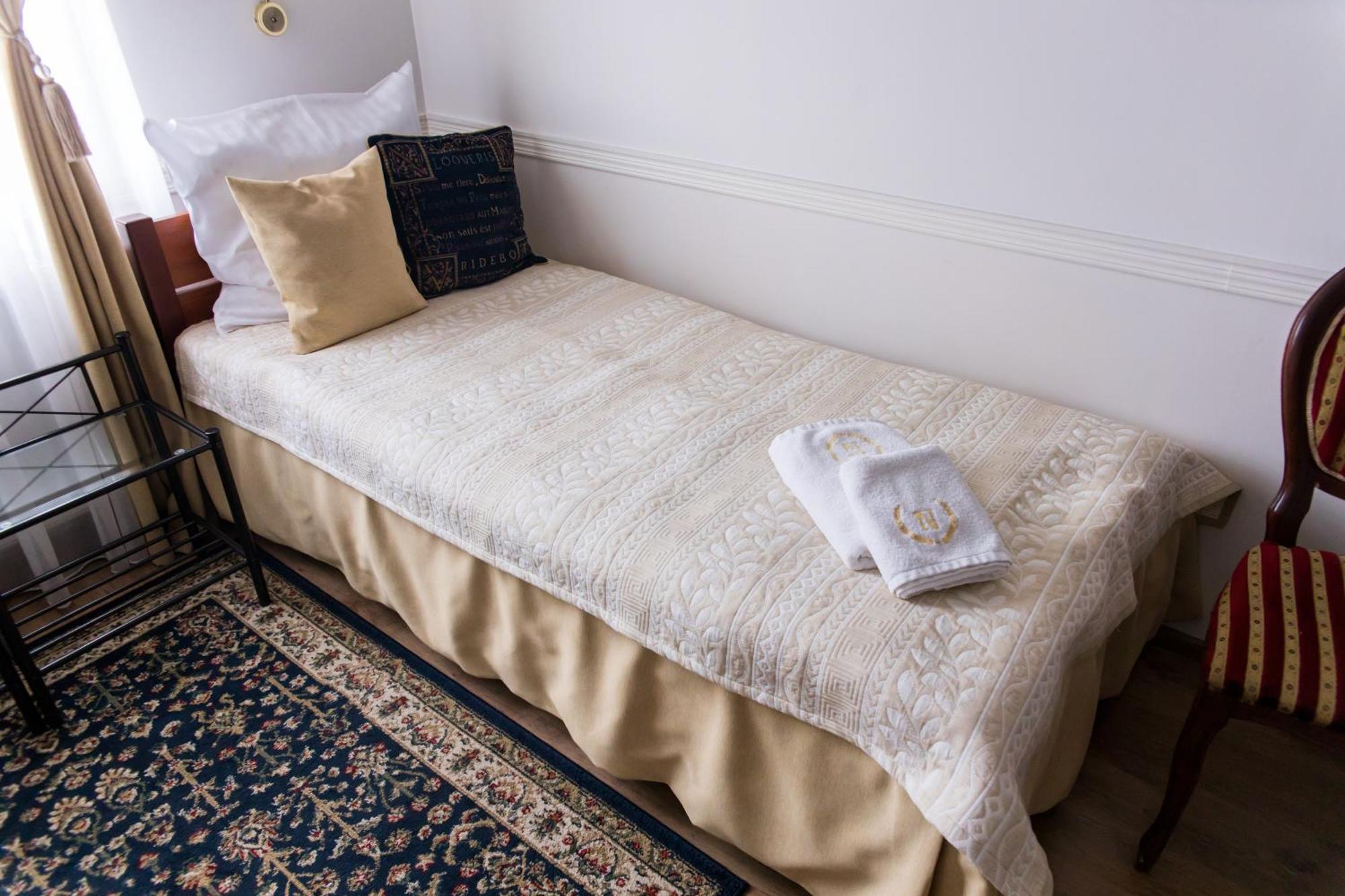 Hotel Napoleon Wroblew  ภายนอก รูปภาพ