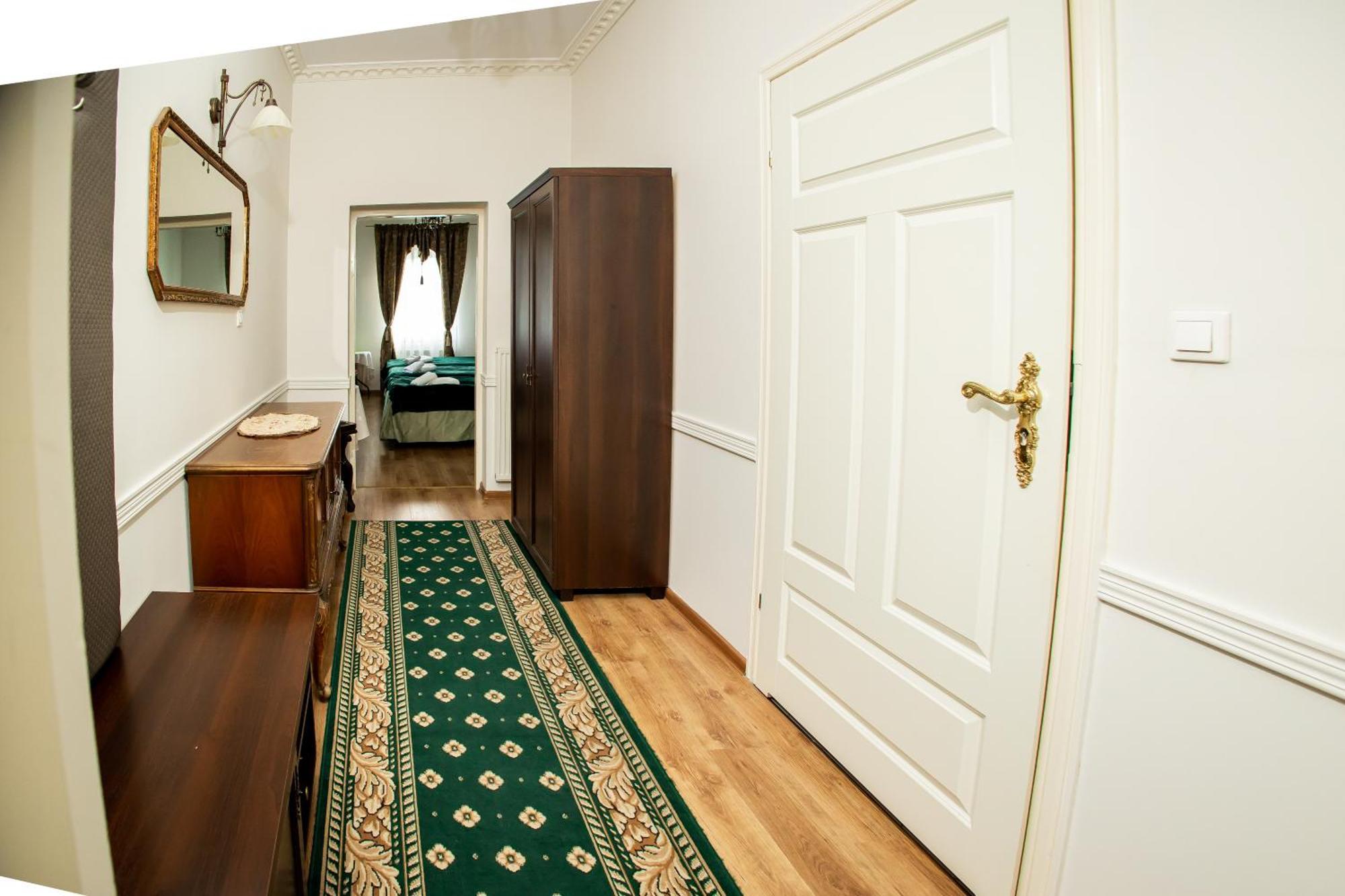 Hotel Napoleon Wroblew  ภายนอก รูปภาพ