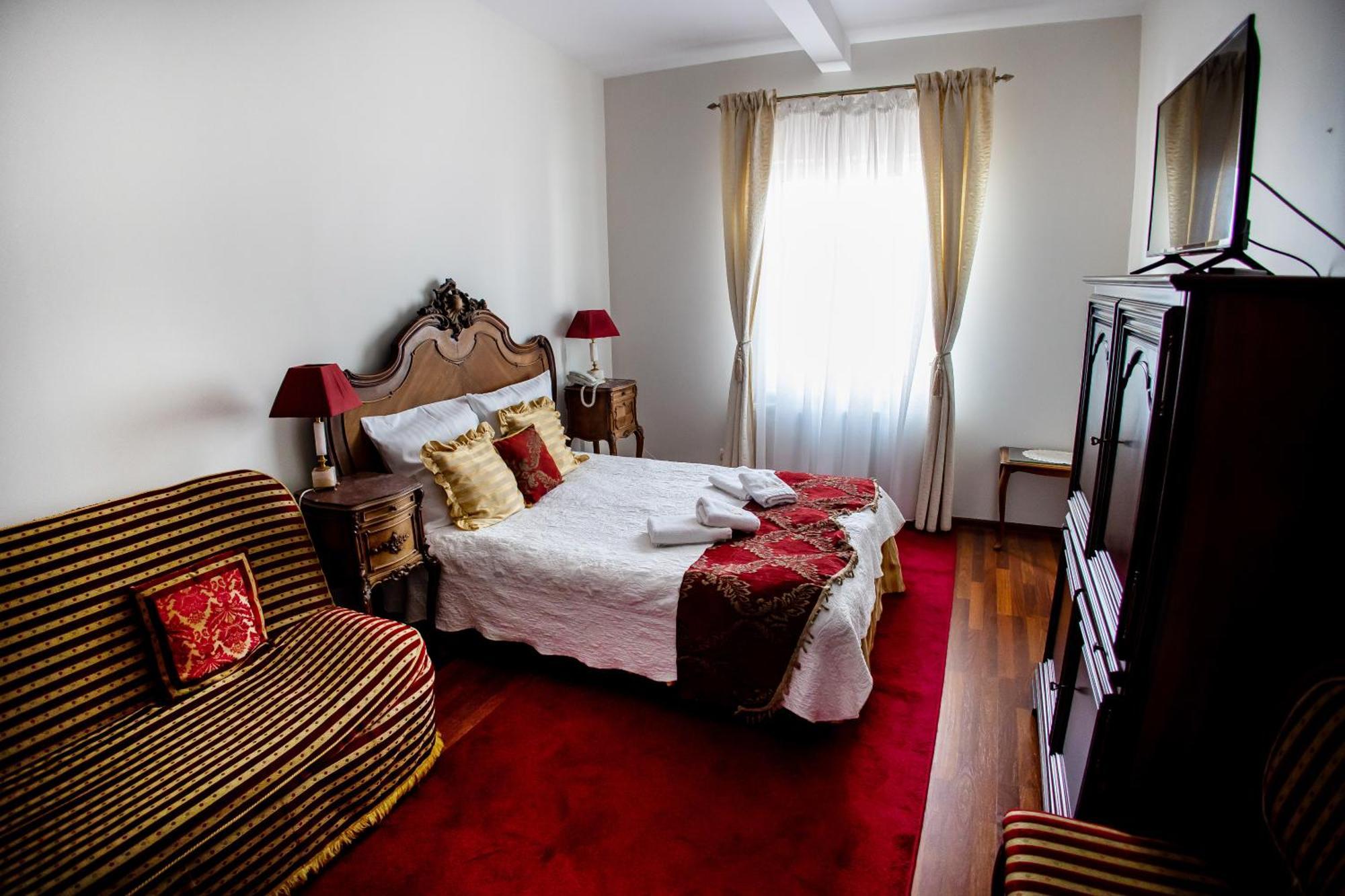 Hotel Napoleon Wroblew  ภายนอก รูปภาพ